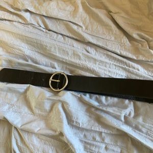 brandy melville circle belt